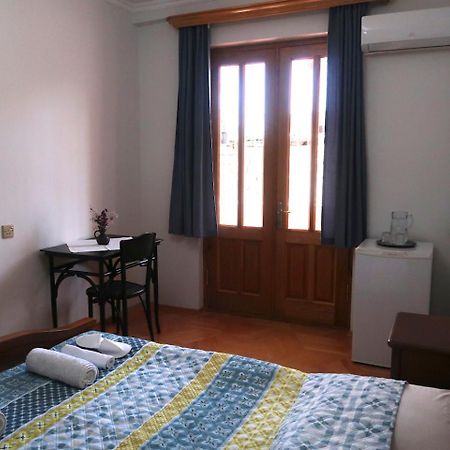 Guest House Merci Tbilisi Eksteriør billede