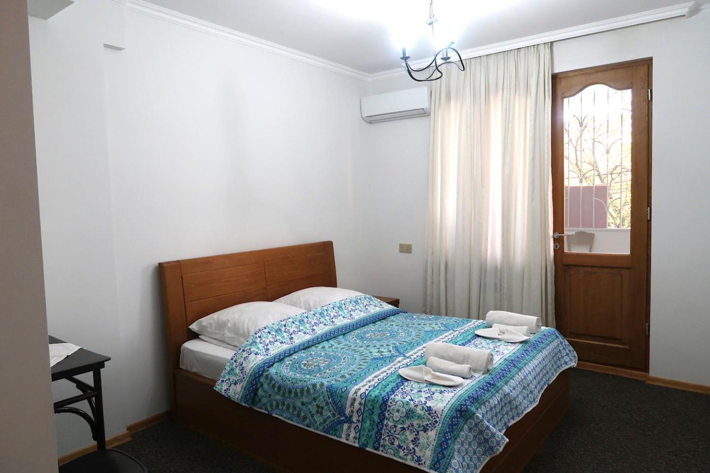 Guest House Merci Tbilisi Eksteriør billede