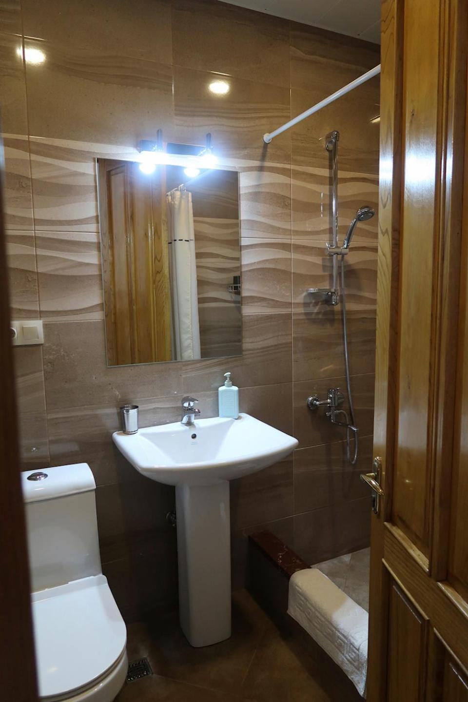 Guest House Merci Tbilisi Eksteriør billede